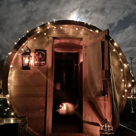 Ruhig gelegene, top moderne Ferienwohnung Neuhaus an Der Eger Exterior foto